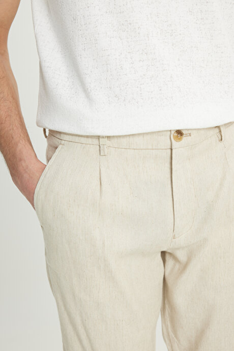 Yumuşak Dokulu Keten Slim Fit Dar Kesim Beli Bağlamalı Yan Cep Bej Şort resmi