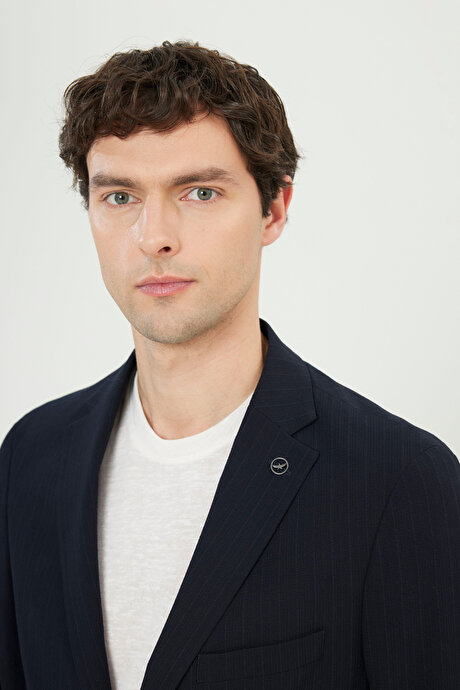 Slim Fit Dar Kesim Mono Yaka Kapak Cepli Gofre Desenli Blazer Lacivert Ceket resmi