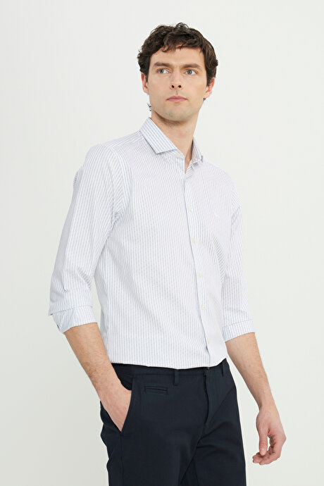 %100 Pamuk Slim Fit Dar Kesim Küçük İtalyan Yaka Çizgili Beyaz-Siyah Gömlek resmi