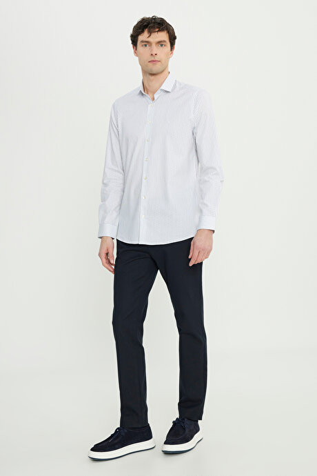 %100 Pamuk Slim Fit Dar Kesim Küçük İtalyan Yaka Çizgili Beyaz-Siyah Gömlek resmi