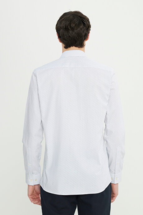 %100 Pamuk Slim Fit Dar Kesim Küçük İtalyan Yaka Çizgili Beyaz-Siyah Gömlek resmi