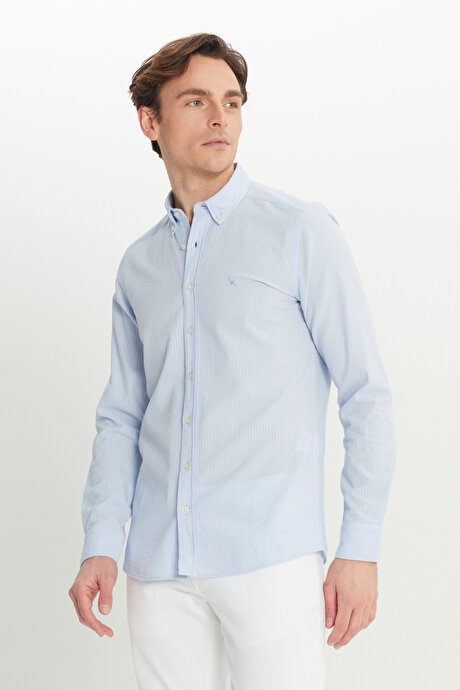 %100 Pamuk Slim Fit Dar Kesim Düğmeli Yaka Gofre Desenli Mavi Gömlek resmi