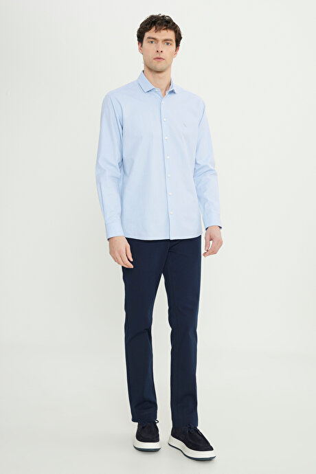 %100 Pamuk Regular Fit Normal Kesim Küçük İtalyan Yaka Armürlü Mavi Gömlek resmi