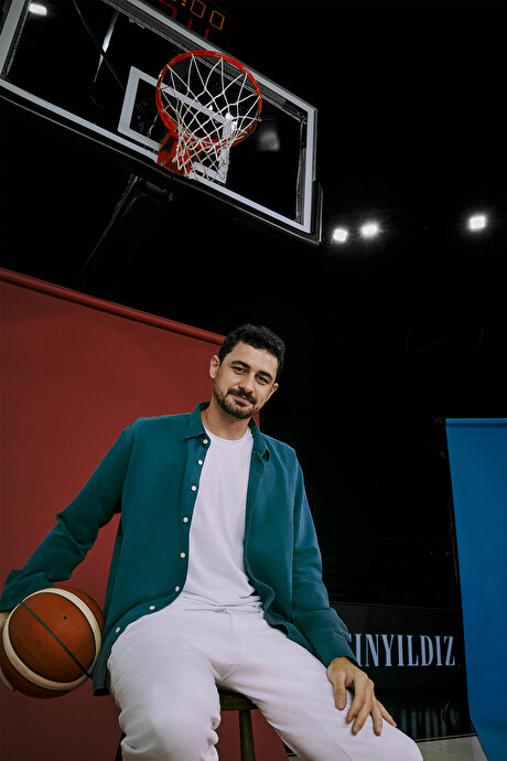 Keten Comfort Fit Rahat Kesim Gizli Düğmeli Yaka Lacivert Gömlek resmi