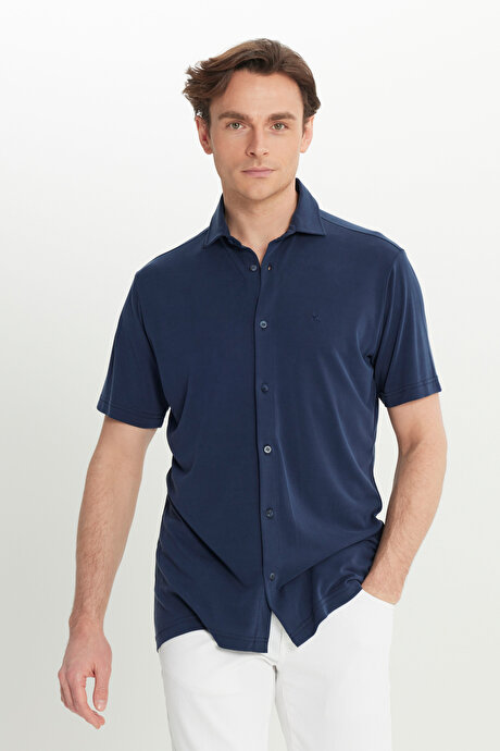 Yumuşak Dokulu Comfort Fit Rahat Kesim Klasik Yaka Örme Lacivert Gömlek resmi