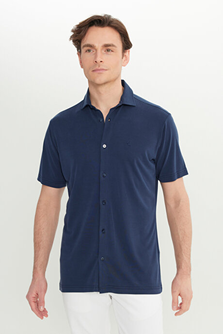 Yumuşak Dokulu Comfort Fit Rahat Kesim Klasik Yaka Örme Lacivert Gömlek resmi