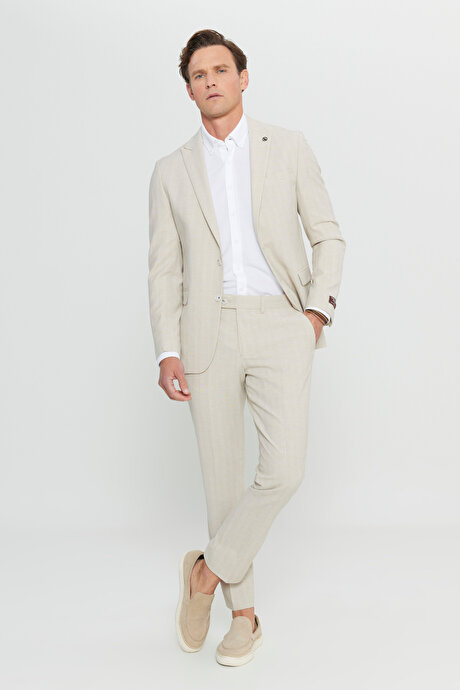 Yünlü Slim Fit Dar Kesim Kırlangıç Yaka Ekose Gofre Desenli Kapak Cepli Bej Takım Elbise resmi