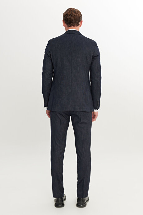 Slim Fit Dar Kesim Kırlangıç Yaka Desenli Torba Cepli Lacivert Takım Elbise resmi