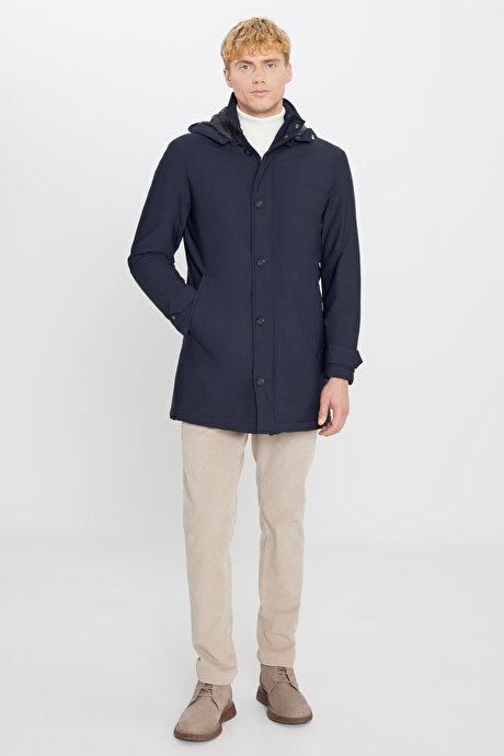 Standart Fit Normal Kesim Kapüşon Çıkmalı Dik Yaka Çıtçıtlı Yan Cepli Lacivert Kaban resmi