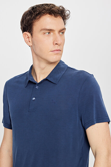 Yumuşak Dokulu Slim Fit Dar Kesim Polo Yaka Lacivert Tişört resmi