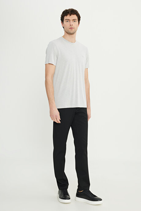 Yumuşak Dokulu Slim Fit Dar Kesim Bisiklet Yaka Açık Gri Tişört resmi