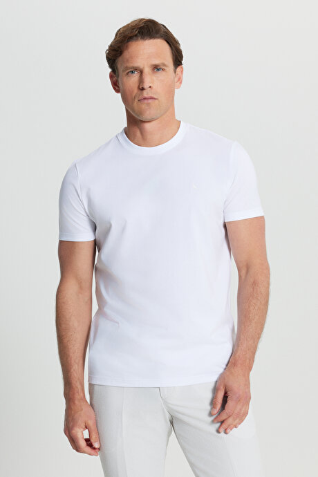 Pamuklu Slim Fit Dar Kesim Bisiklet Yaka Beyaz Tişört resmi