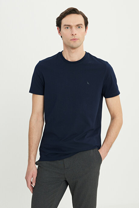 Pamuklu Slim Fit Dar Kesim Bisiklet Yaka Lacivert Tişört resmi