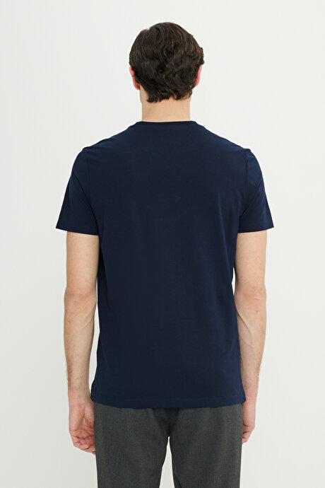 Pamuklu Slim Fit Dar Kesim Bisiklet Yaka Lacivert Tişört resmi