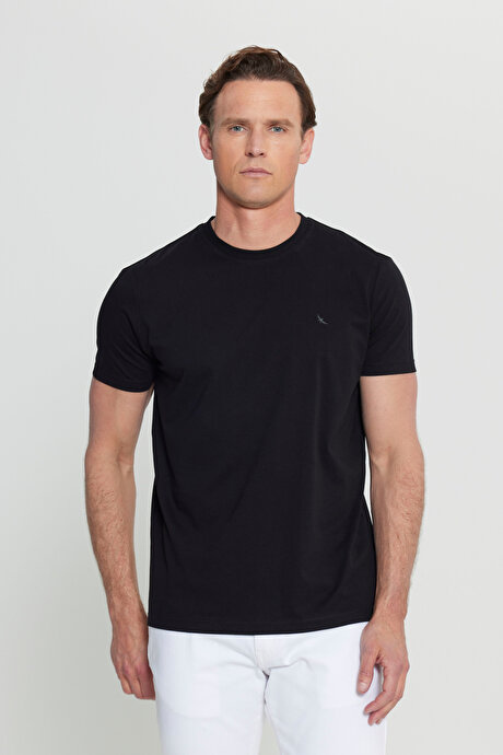 Pamuklu Slim Fit Dar Kesim Bisiklet Yaka Siyah Tişört resmi