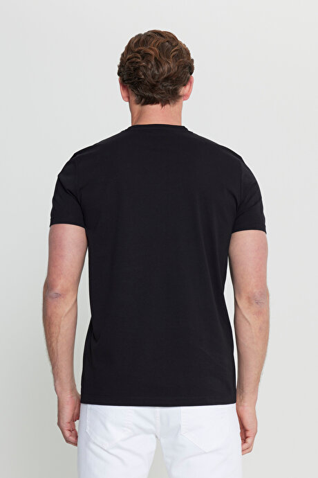 Pamuklu Slim Fit Dar Kesim Bisiklet Yaka Siyah Tişört resmi