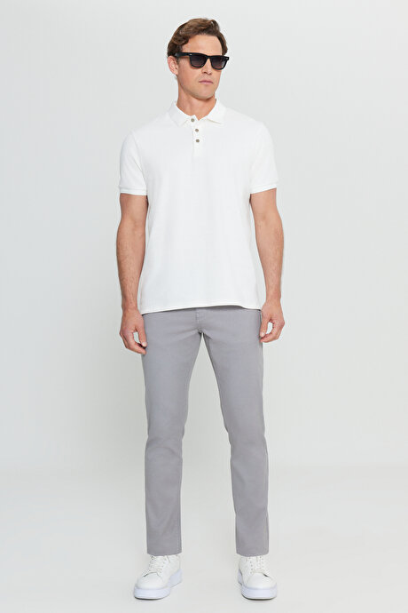 Pamuklu Slim Fit Dar Kesim Polo Yaka Jakarlı Esnek Beyaz Tişört resmi