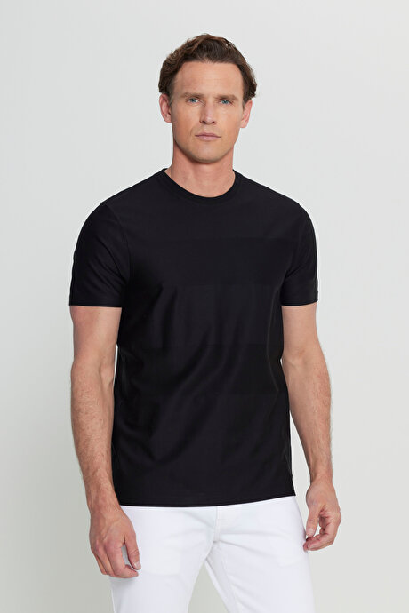 %100 Pamuk Slim Fit Dar Kesim Bisiklet Yaka Jakarlı Siyah Tişört resmi