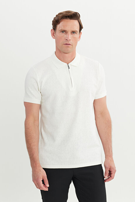 Pamuklu Slim Fit Dar Kesim Jakarlı Polo Yaka Ekru Tişört resmi