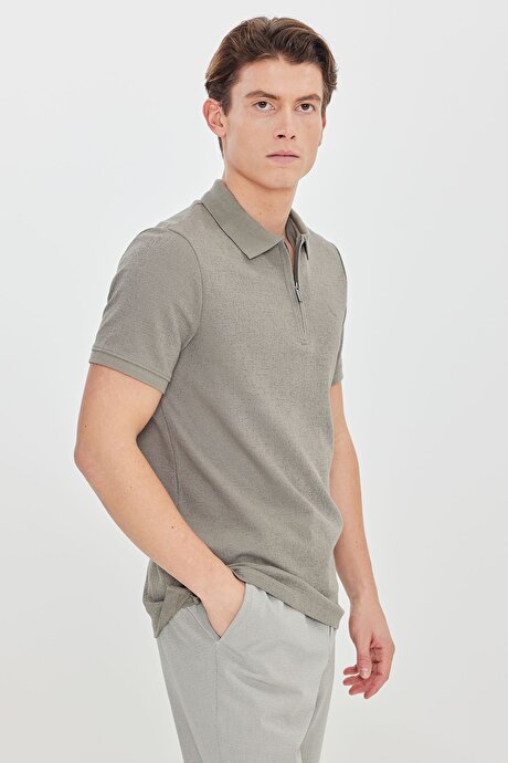 Pamuklu Slim Fit Dar Kesim Jakarlı Polo Yaka Haki Tişört resmi