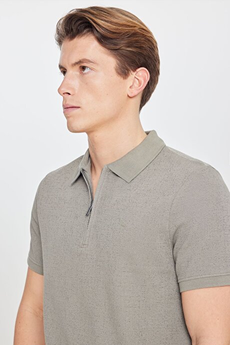 Pamuklu Slim Fit Dar Kesim Jakarlı Polo Yaka Haki Tişört resmi