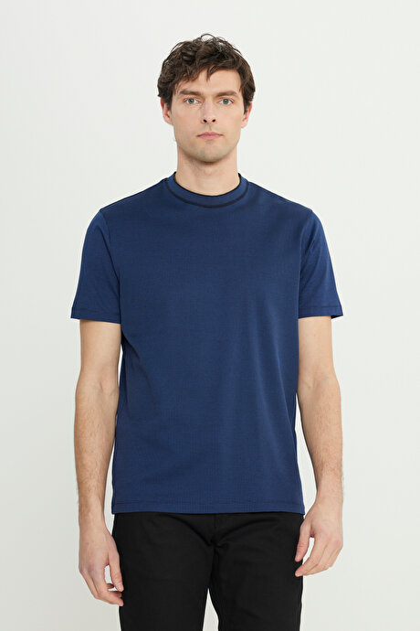 %100 Pamuk Slim Fit Dar Kesim Bisiklet Yaka Jakarlı Lacivert Tişört resmi