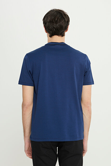 %100 Pamuk Slim Fit Dar Kesim Bisiklet Yaka Jakarlı Lacivert Tişört resmi