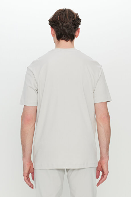 %100 Pamuk Modern Fit Rahat Kesim Bisiklet Yaka Taş Tişört resmi