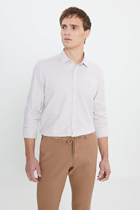 %100 Pamuk Oxford Slim Fit Dar Kesim Klasik Yaka Balıksırtı Desenli Bej Gömlek resmi