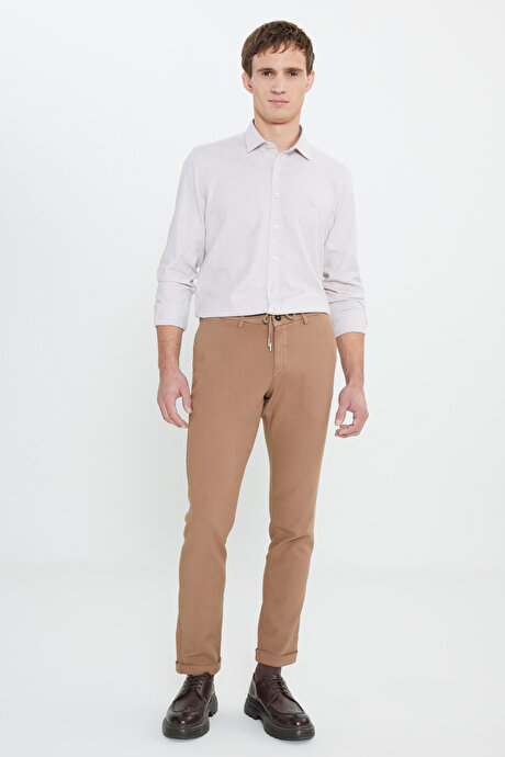 %100 Pamuk Oxford Slim Fit Dar Kesim Klasik Yaka Balıksırtı Desenli Bej Gömlek resmi