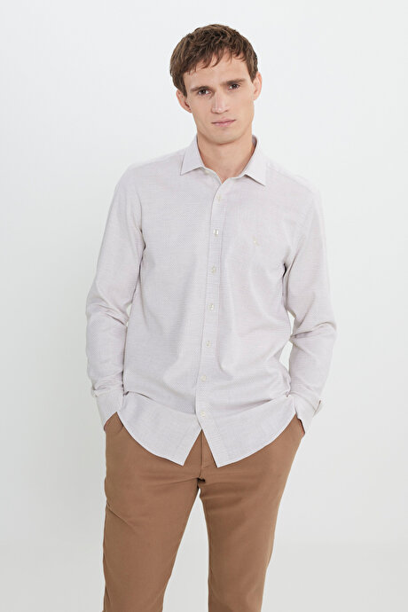 %100 Pamuk Oxford Slim Fit Dar Kesim Klasik Yaka Balıksırtı Desenli Bej Gömlek resmi