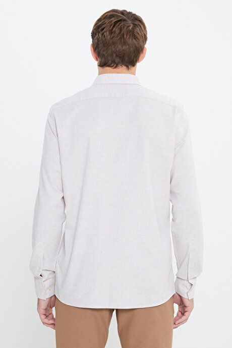 %100 Pamuk Oxford Slim Fit Dar Kesim Klasik Yaka Balıksırtı Desenli Bej Gömlek resmi