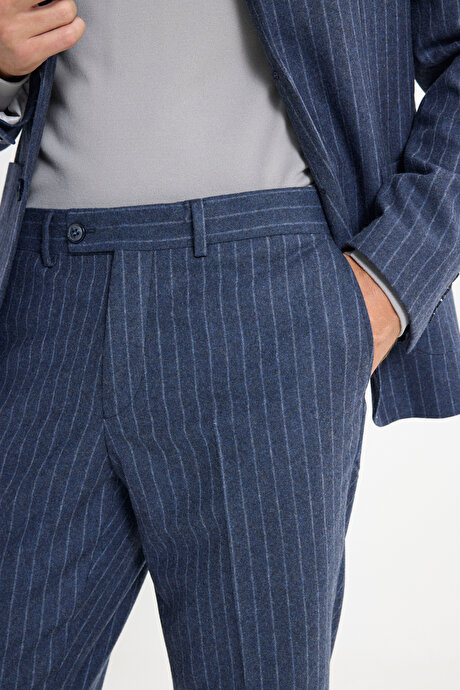 Yünlü Sıcak Tutan Slim Fit Dar Kesim Kırlangıç Yaka Kapak Cepli Çizgili Mavi Takım Elbise resmi