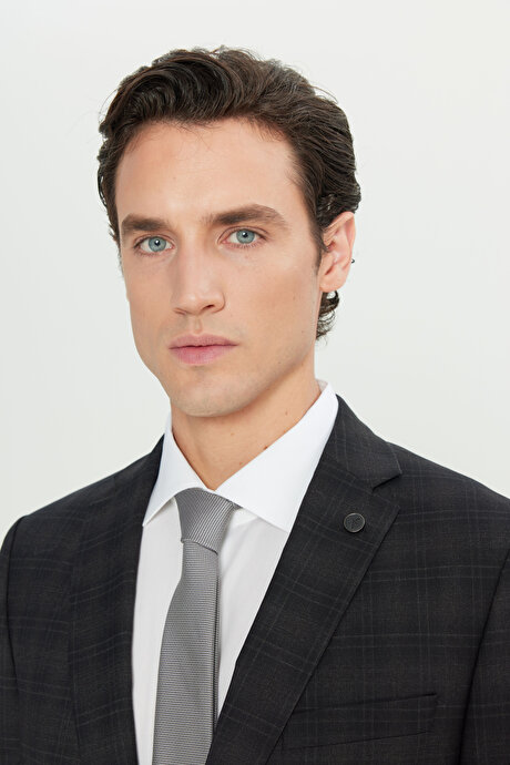 %100 Yün Slim Fit Dar Kesim Mono Yaka Kapak Cepli Kareli Siyah Takım Elbise resmi