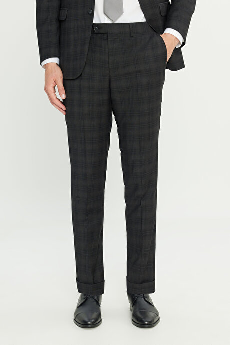 %100 Yün Slim Fit Dar Kesim Mono Yaka Kapak Cepli Kareli Siyah Takım Elbise resmi