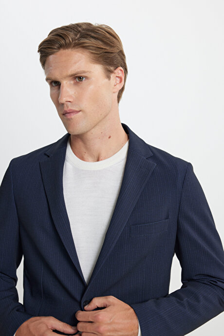 Slim Fit Dar Kesim Mono Yaka Beli Bağlamalı Çizgili Torba Cepli Lacivert Takım Elbise resmi