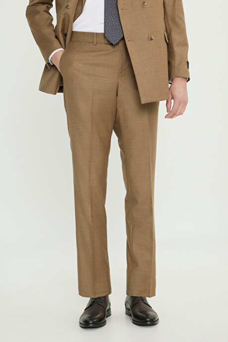 Yünlü Slim Fit Dar Kesim Kırlangıç Yaka Kapak Cepli Kruvaze Camel Takım Elbise resmi