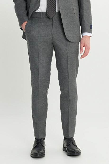 Yün Slim Fit Dar Kesim Kırlangıç Yaka Kapak Cepli Gri Takım Elbise resmi