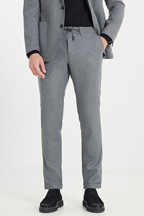 Yünlü Slim Fit Dar Kesim Mono Yaka Beli Bağlamalı Torba Cepli Gri Takım Elbise resmi