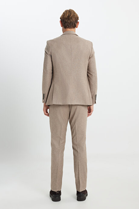 Yünlü Slim Fit Dar Kesim Kırlangıç Yaka Yelekli Bej Yelekli Takım Elbise resmi