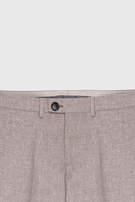 Yünlü Slim Fit Dar Kesim Kırlangıç Yaka Yelekli Bej Yelekli Takım Elbise resmi