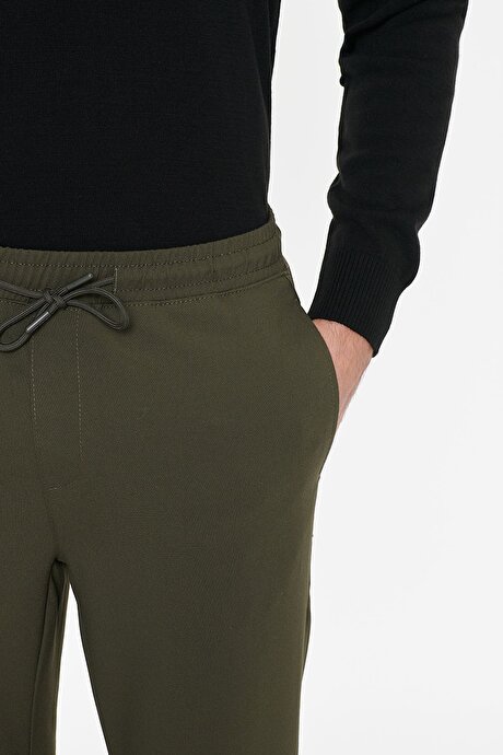 Non-Iron Ütü Gerektirmeyen Diz İzi Yapmayan Beli Bağlamalı Slim Fit Dar Kesim Jogger Haki Pantolon resmi