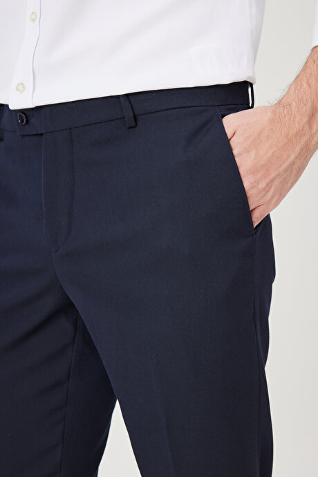 Regular Fit Geniş Kesim Yan Cep Klasik Lacivert Pantolon resmi