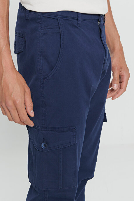 Slim Fit Dar Kesim Kargo Cepli Pamuklu Esnek Lacivert Pantolon resmi