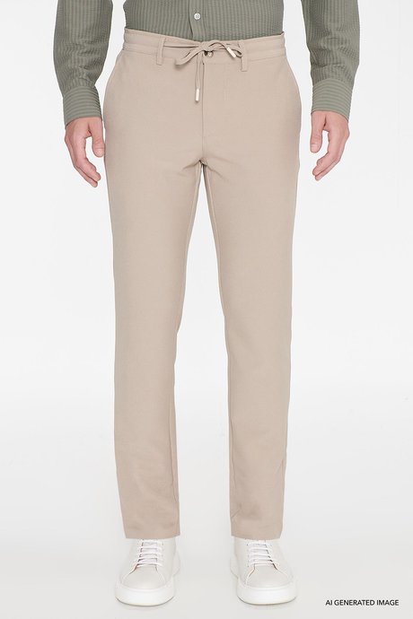 Slim Fit Dar Kesim Beli Bağlamalı Yan Cep Gofre Desenli Bej Pantolon resmi