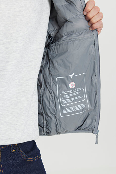 Rüzgar Geçirmez Sıcak Tutan Elyaf Dolgulu Ultra Hafif Standart Fit Şişme Gri Mont resmi