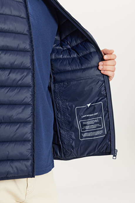 Rüzgar Geçirmez Sıcak Tutan Elyaf Dolgulu Ultra Hafif Standart Fit Şişme Lacivert Mont resmi