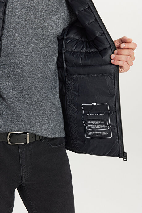 Rüzgar Geçirmez Sıcak Tutan Elyaf Dolgulu Ultra Hafif Standart Fit Şişme Siyah Mont resmi