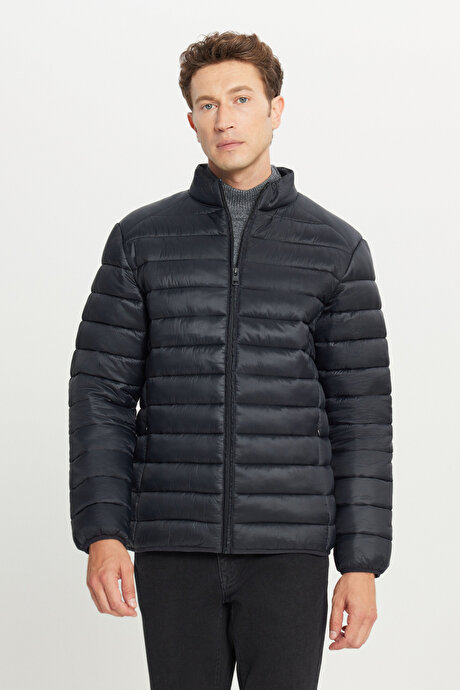 Rüzgar Geçirmez Sıcak Tutan Elyaf Dolgulu Ultra Hafif Standart Fit Şişme Siyah Mont resmi