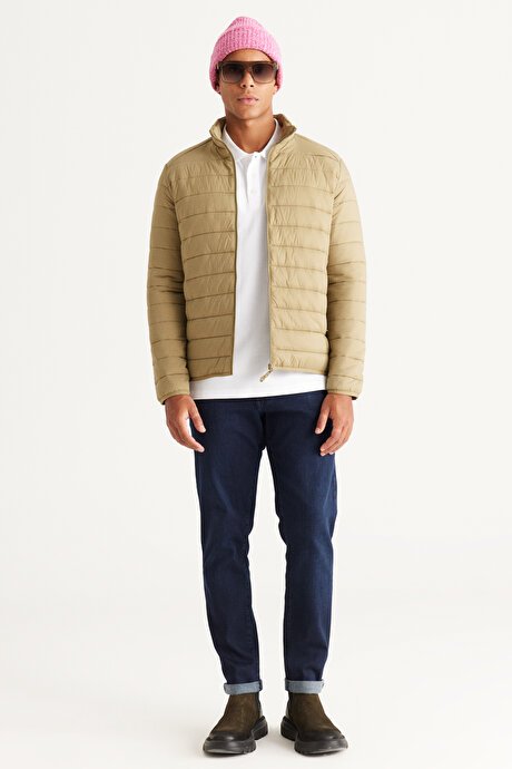 Rüzgar Geçirmez Sıcak Tutan Elyaf Dolgulu Ultra Hafif Standart Fit Şişme Yeşil Mont resmi